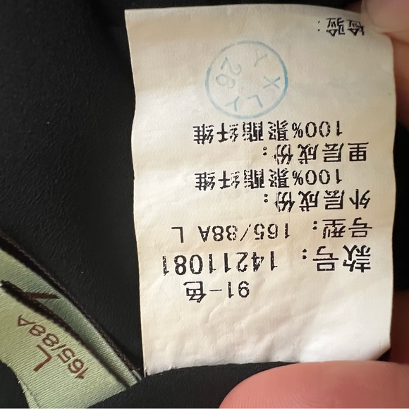 Women sleeveless shirt - Picture 8 of 10